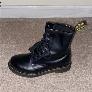 Dr. Martens Black 1460 Women’s boot